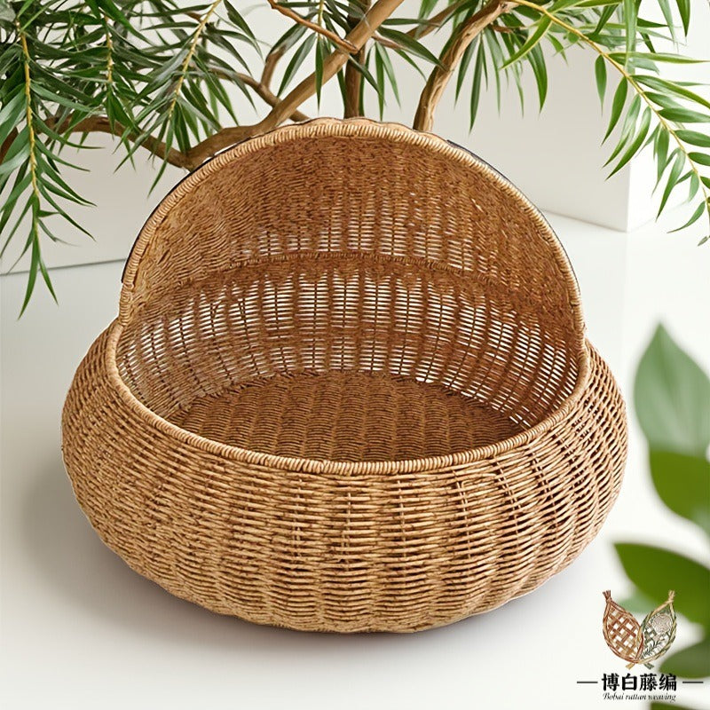Handwoven Rattan Cat Bed, Eco-Friendly & Washable for Kittens & Cats, All-Season Breathable Cat House
